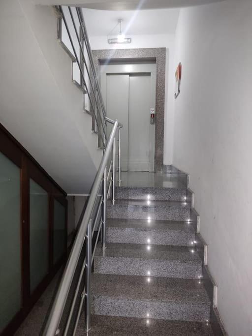 Hampton Court, Block C, N.2 Apartment เซนต์พอลส์เบย์ ภายนอก รูปภาพ